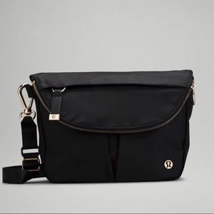 NWT Lululemon All Night Festival Bag